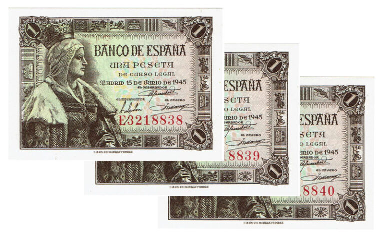 Estado Español Trio correlativo 1 Peseta 15 de Junio de 1945 Serie E SC