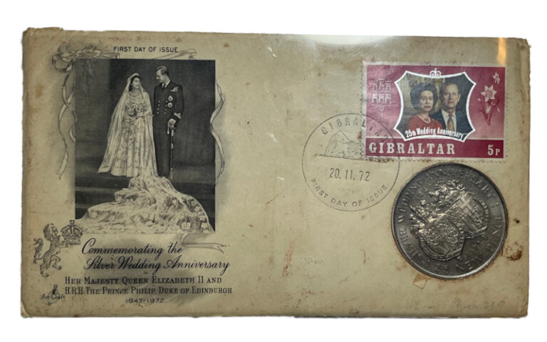 Gibraltar 25 Nuevos Peniques 1972 Conmemoración Boda Isabel II y Príncipe Felipe Sobre Primer Día SC