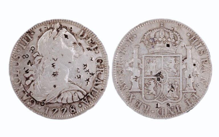 Carlos III 8 Reales 1778 México FF Resellos orientales BC-MBC