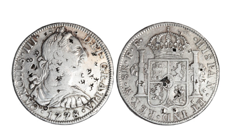 Carlos III 8 Reales 1778 México FF Resellos orientales BC-MBC